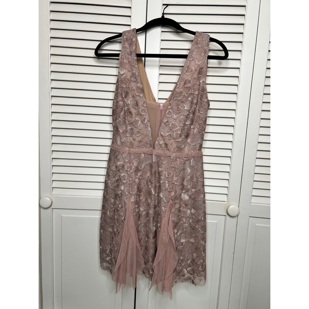 BCBGMAXAZRIA Pheobe Dress Sz 4 Mauve Metallic Lace Autumn Wedding Cocktail Dress